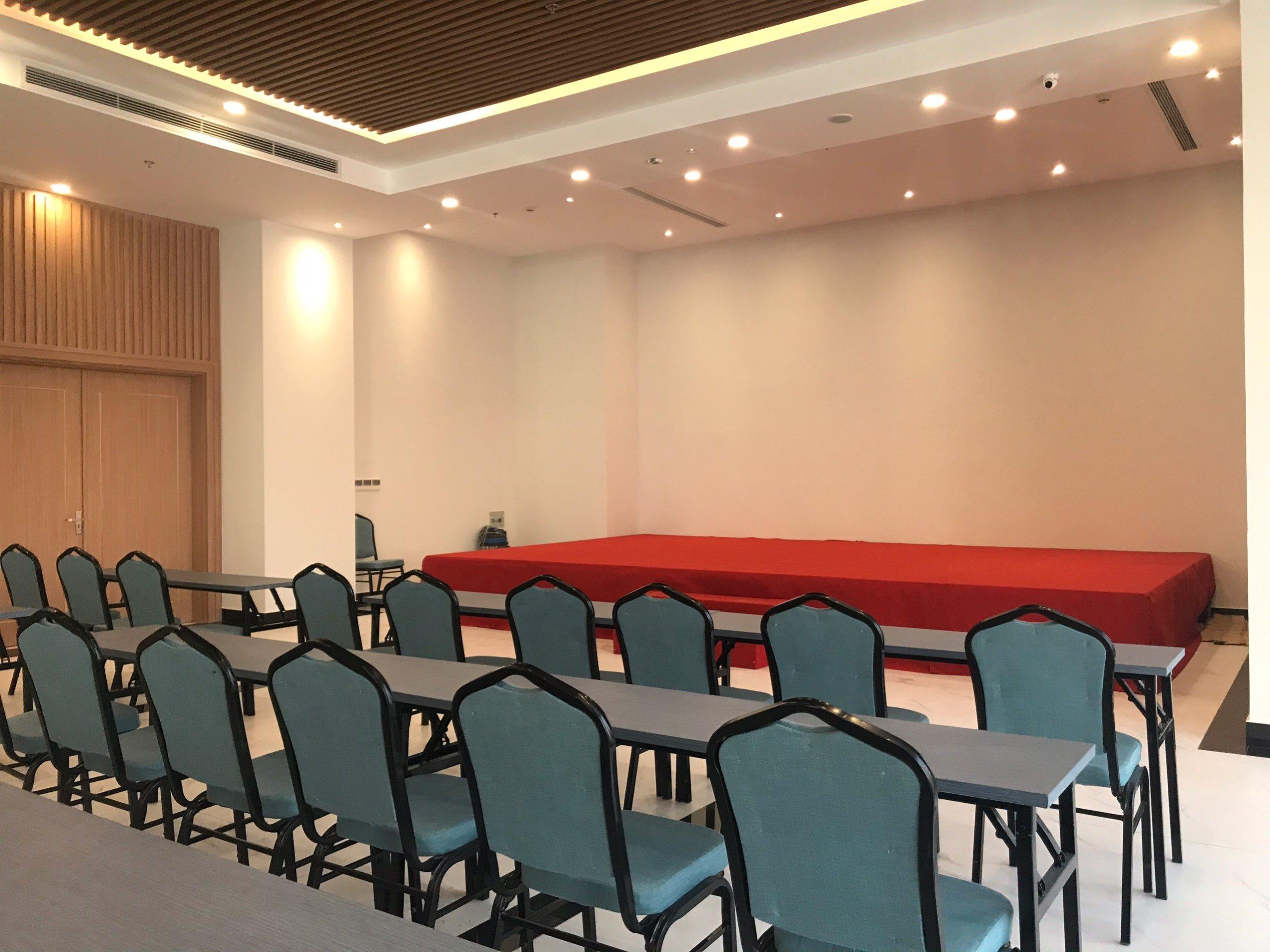 Virgo Hotel Nha Trang Exterior photo The 2019-2020 Academic Year Opening Ceremony