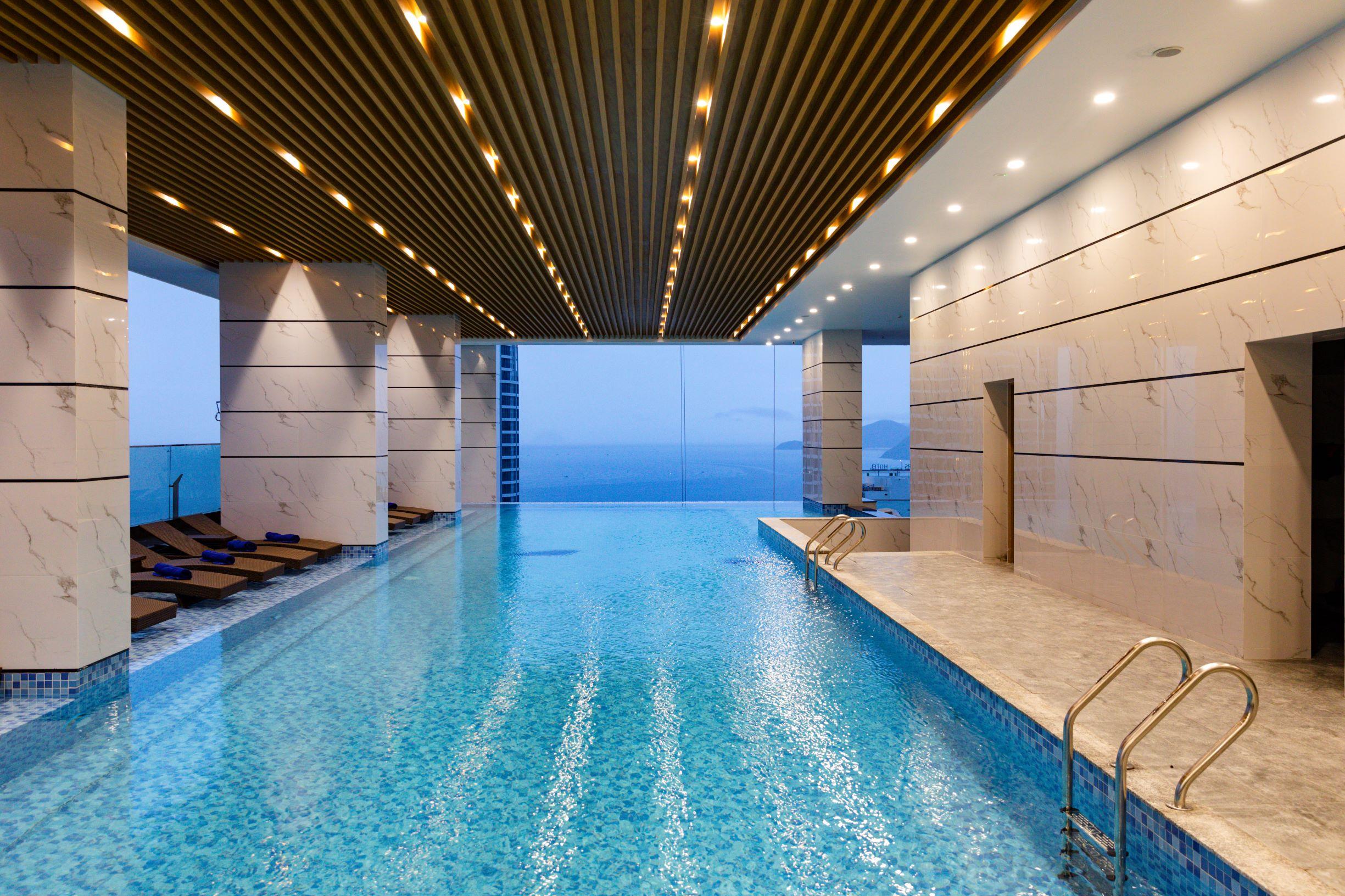 Virgo Hotel Nha Trang Exterior photo Infinity pool at the 360° Sky Lounge